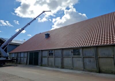 M. Nijenhuis &ndash; Renovatie dak woning en domeinschuur